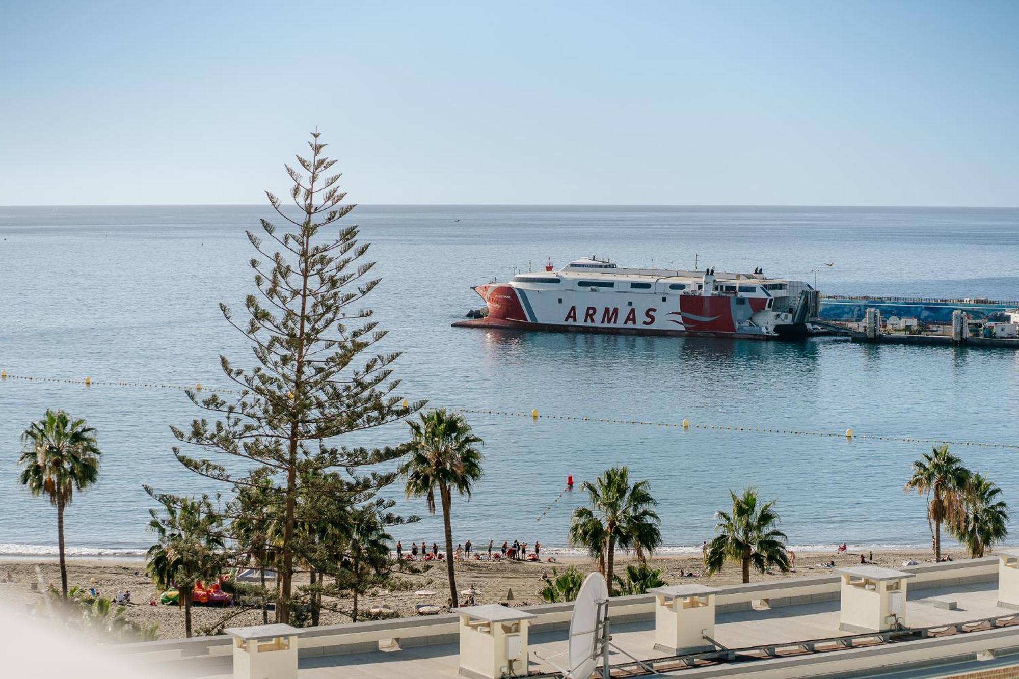 Hotel Reveron Plaza Los Cristianos  Exterior photo